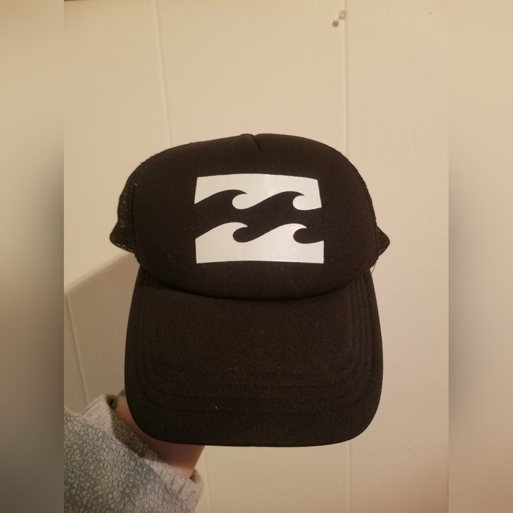 NEW Billabong snap back hat